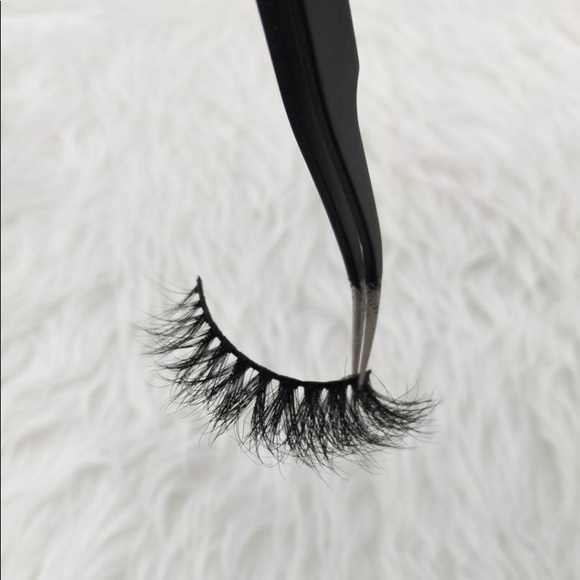 Magnetic Lashes 2 pair bundle - Picture 6 of 6